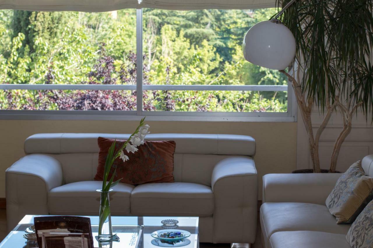 Modern B&B Somosaguas Exterior foto
